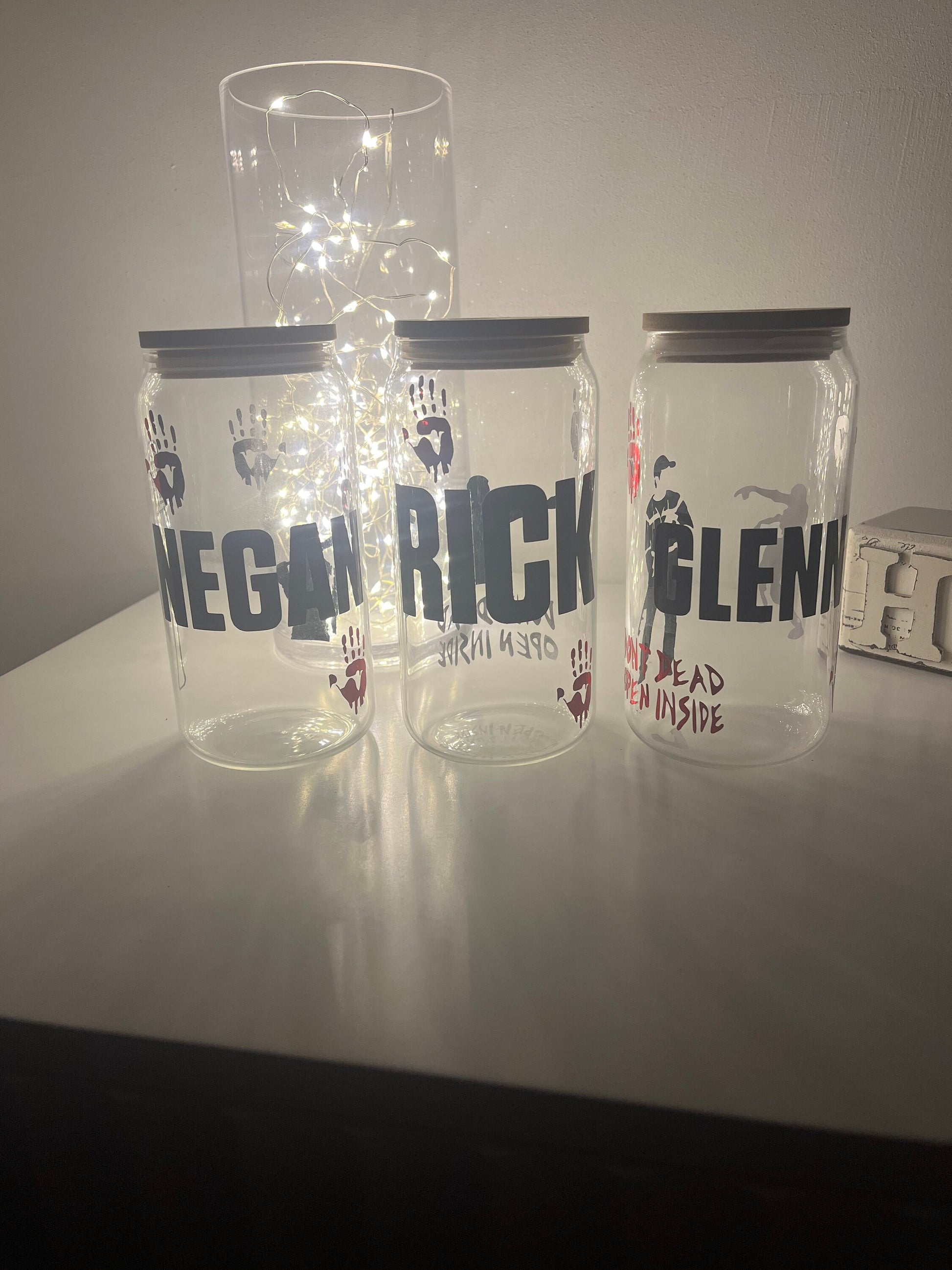 Walking dead character glass