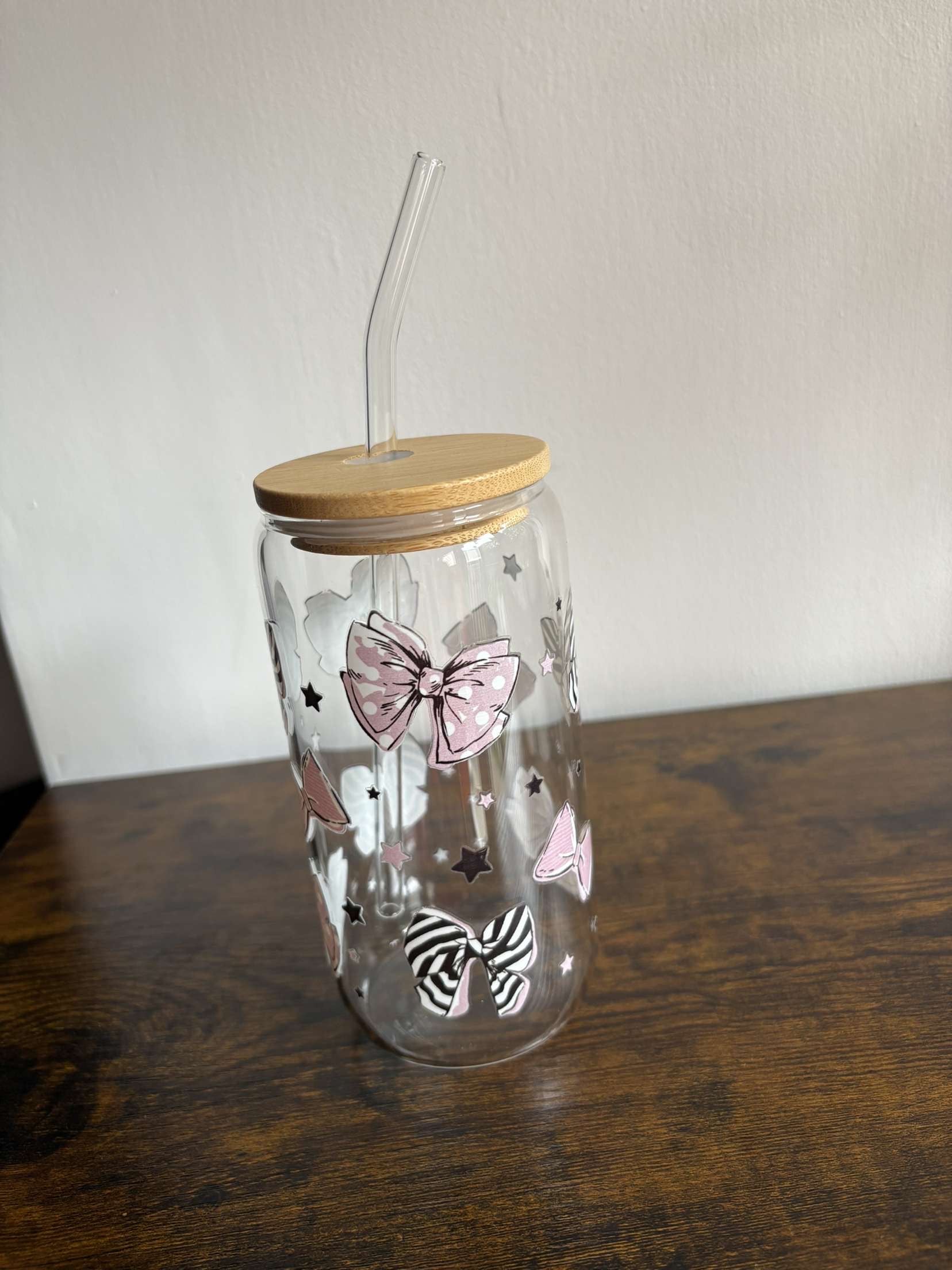 Bows glass with custom wrap